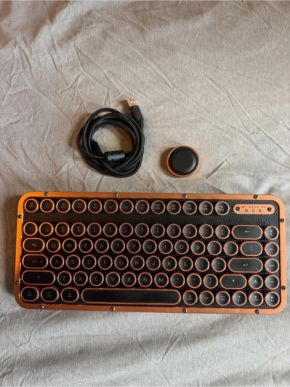 Retro Mechanical USB Keyboard in Metallic Orange
